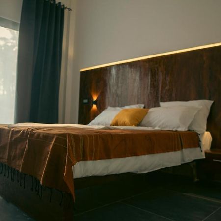 Villa Taouzert Тозьор Екстериор снимка