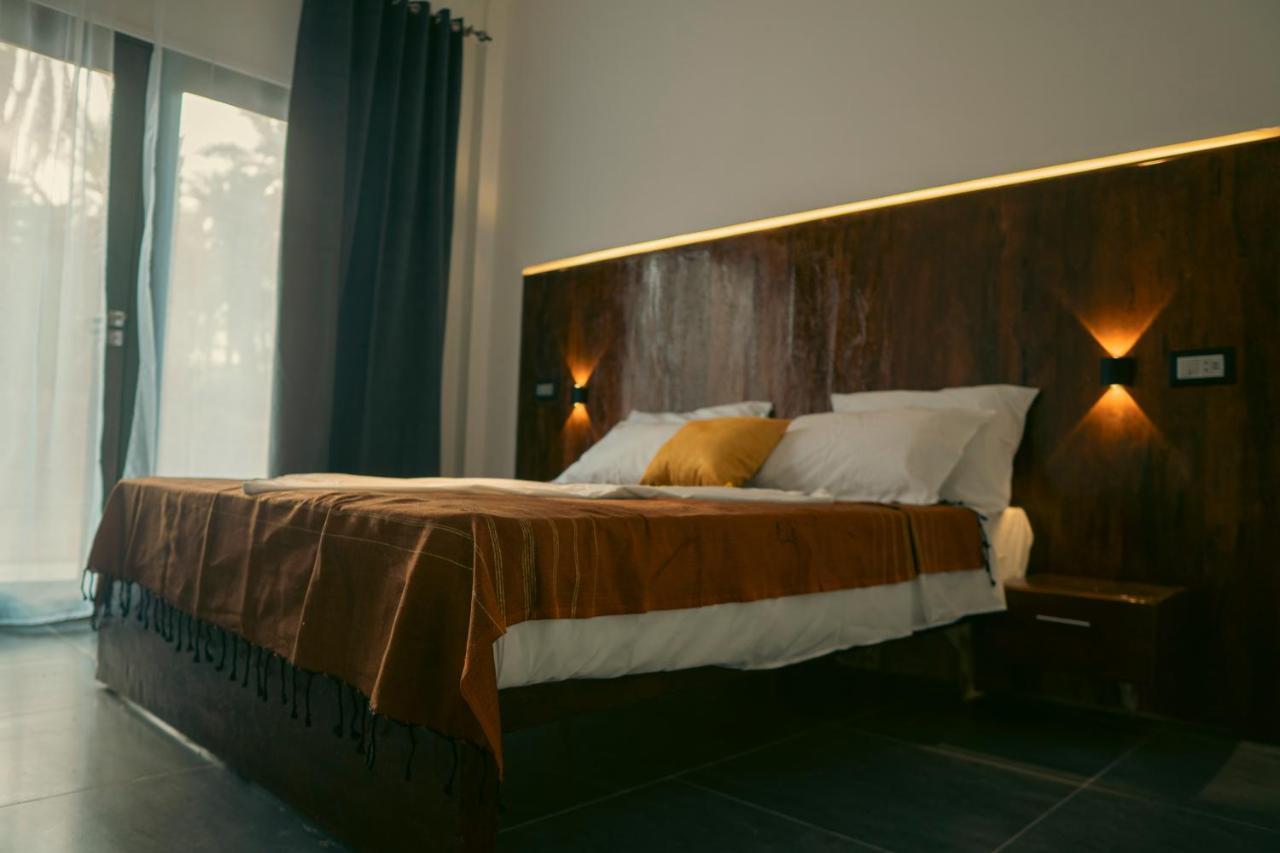 Villa Taouzert Тозьор Екстериор снимка