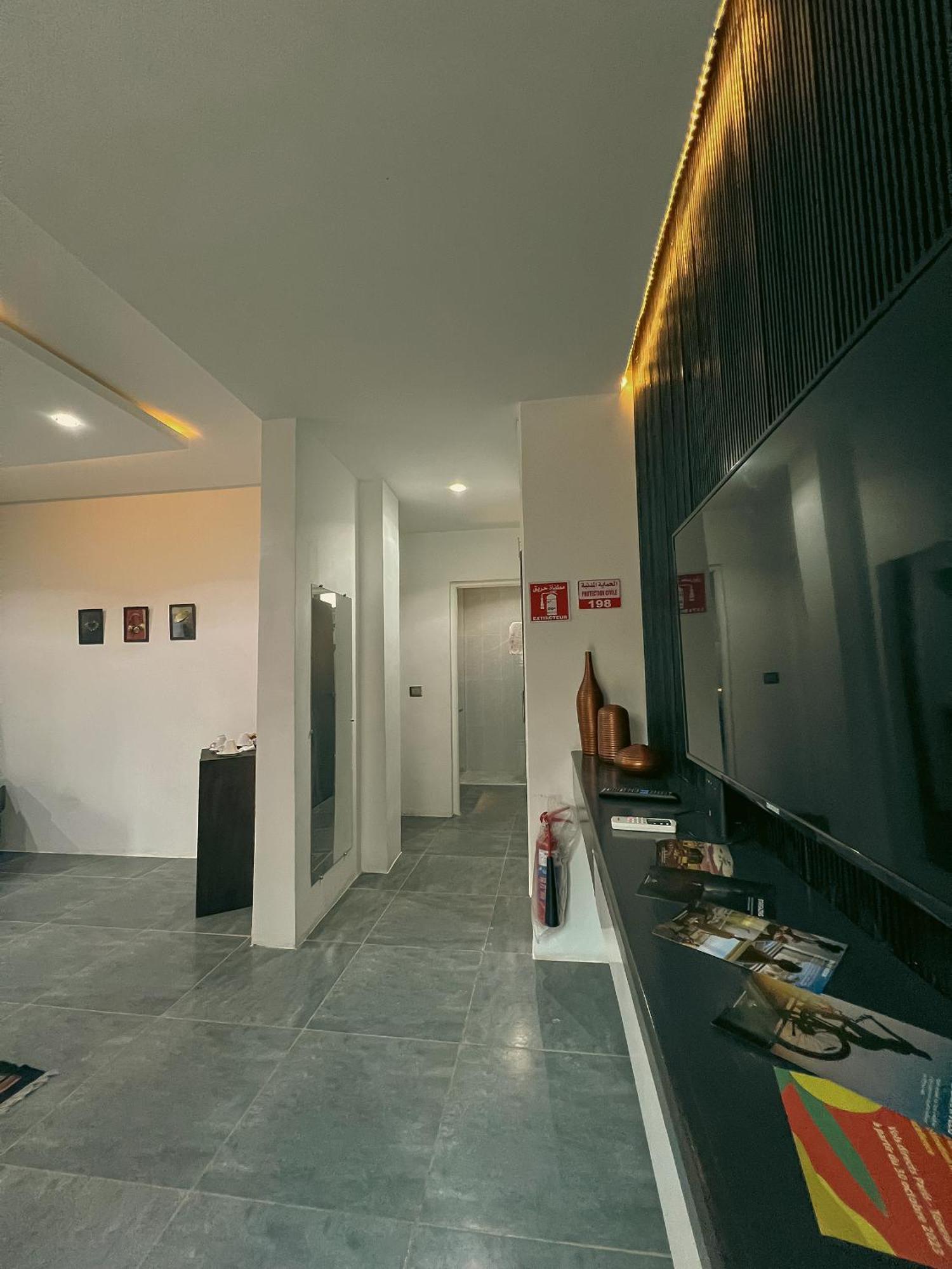 Villa Taouzert Тозьор Екстериор снимка