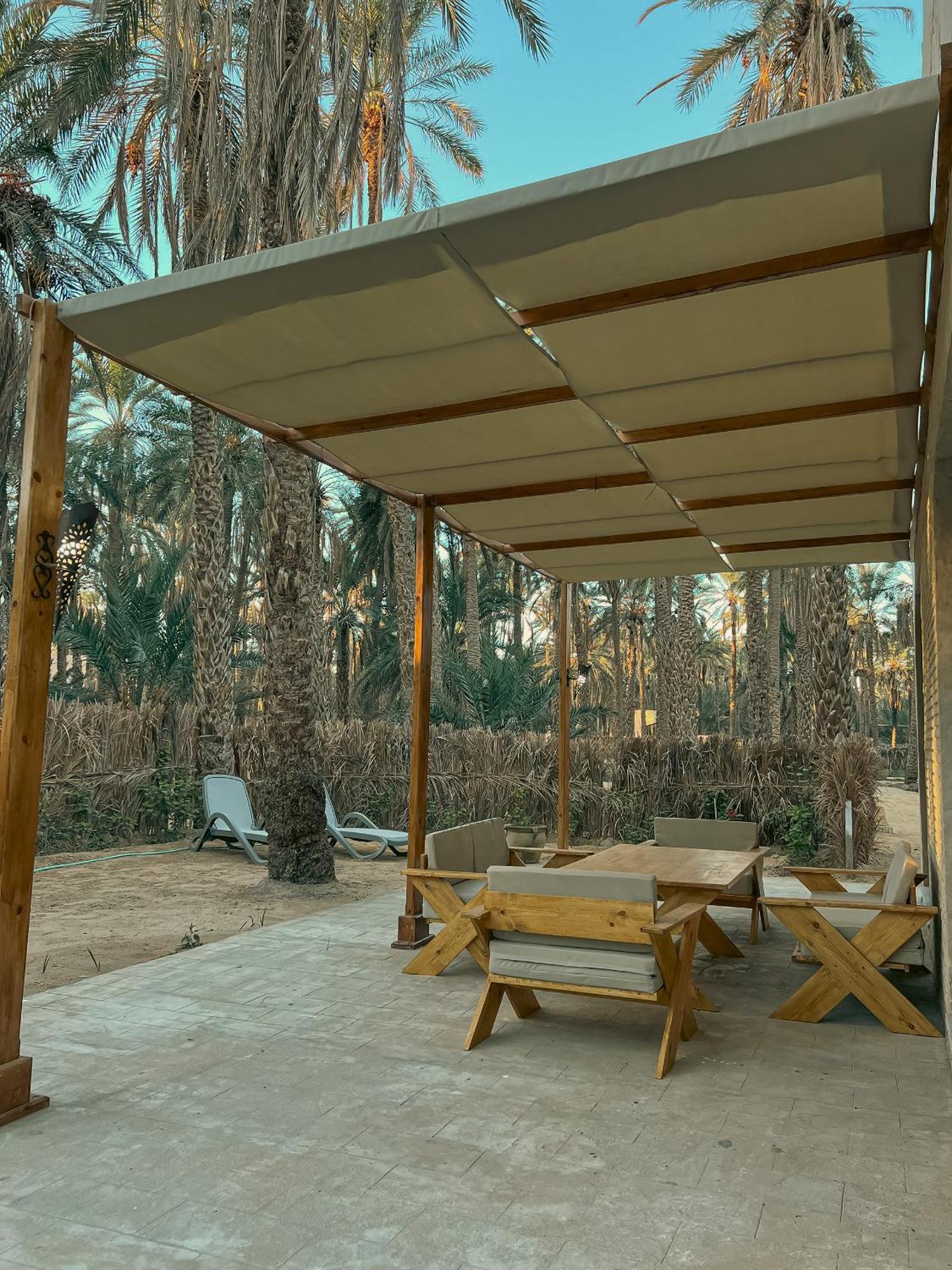 Villa Taouzert Тозьор Екстериор снимка